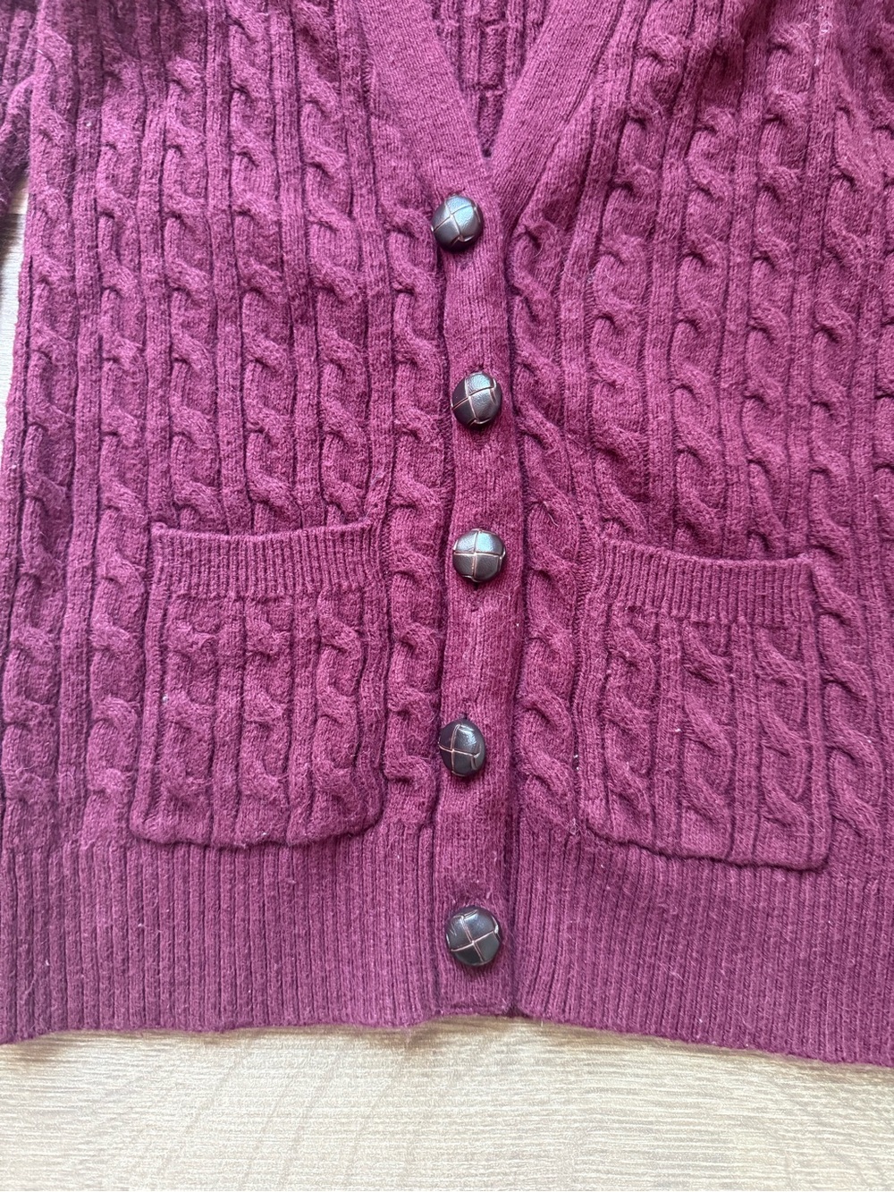 Abercrombie & Fitch Women's Burgundy Cable-Knit Cardigan Vintage Dark Academia - Picture 2 of 9